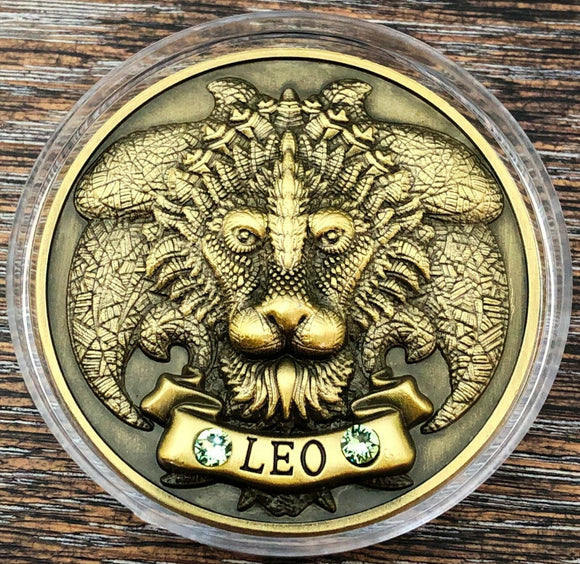 My Zodiac Coin - LEO - Swarovski® Crystals, 3D, Glow-In-The-Dark - Antique Gold