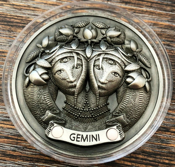 My Zodiac Coin - GEMINI - Swarovski® Crystals, 3D, Glow-In-Dark - Antique Silver